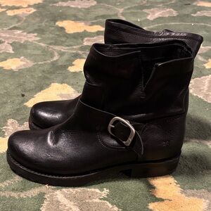 Frye Black Leather Women's Boots